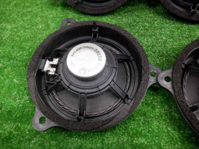 Nissan
Genuine speaker