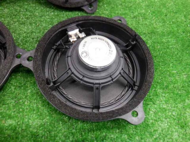 Nissan
Genuine speaker