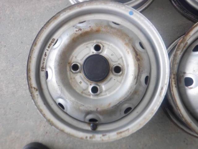 Unknown Manufacturer
Steel wheel
