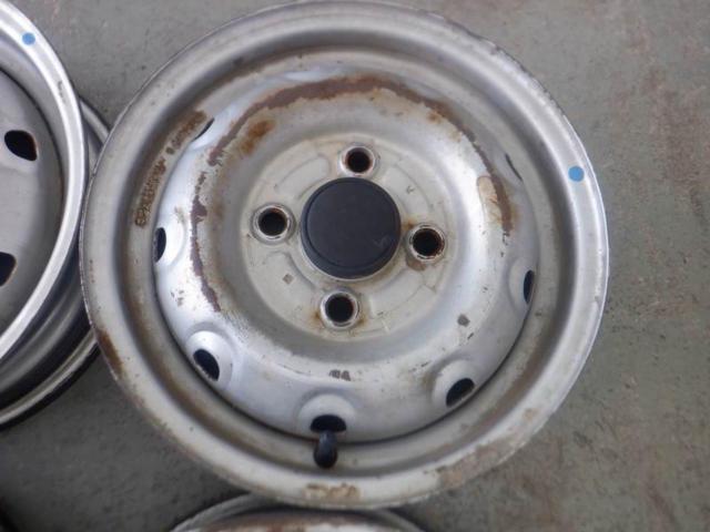 Unknown Manufacturer
Steel wheel