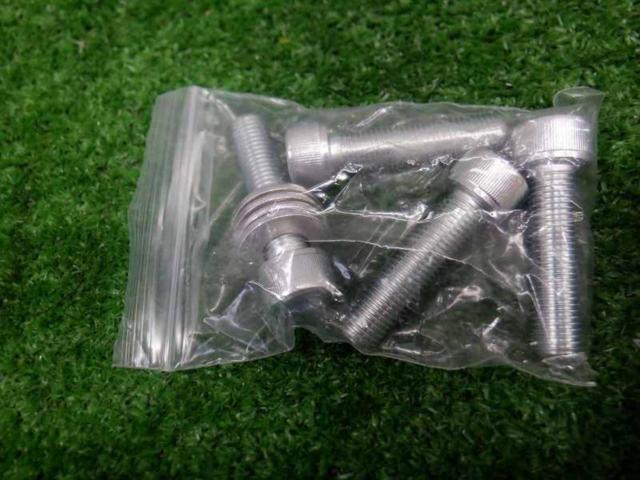 TM-SQUARE
Camber shim
plateful