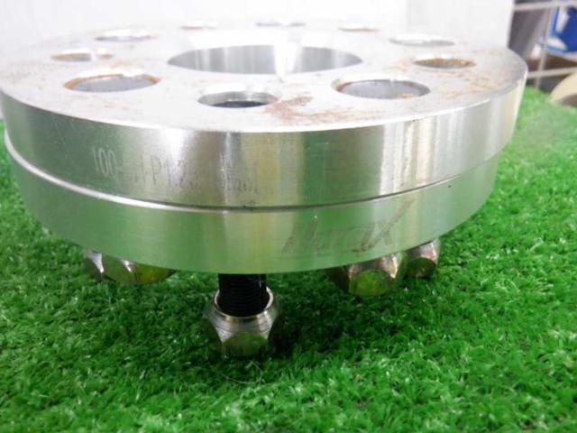 [With reason] Durax
Wide tread spacer