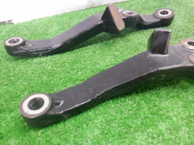 Nissan genuine
Front lower arm