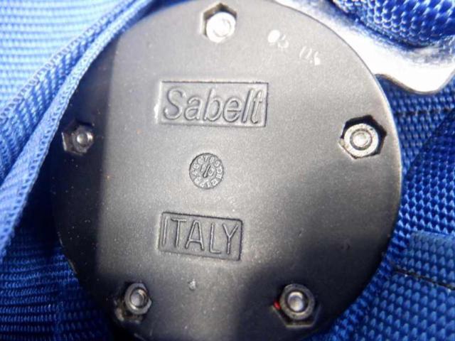 sabelt 4点式シートベルト