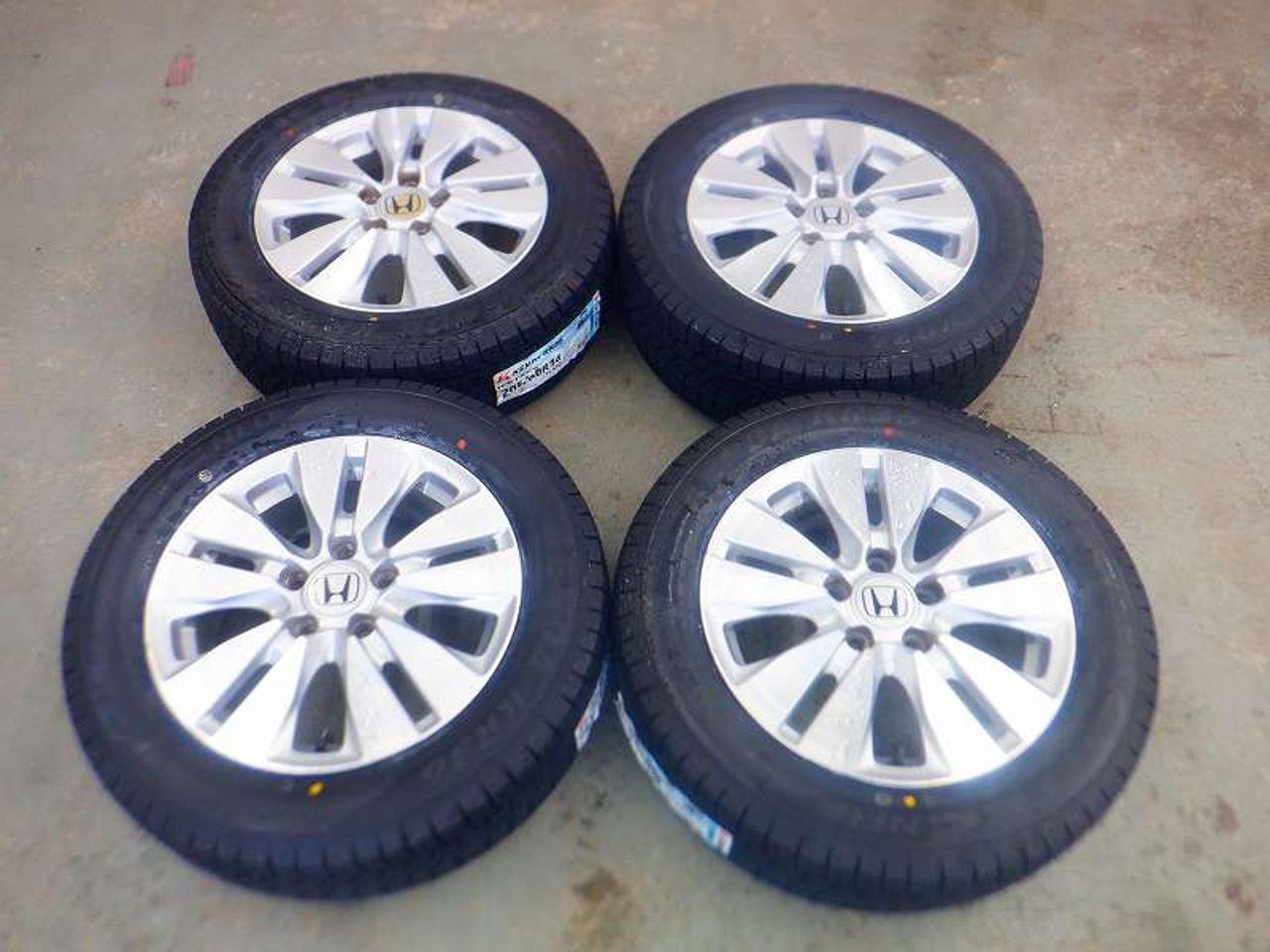 3 Honda genuine
RK Step WGN
Spada Wheels
+ KENDA
KR36