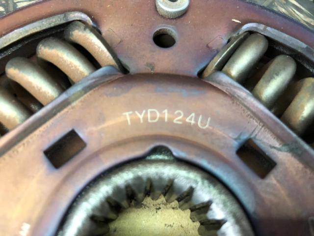 EXEDY
Clutch disc used in a 100-series Chaser.