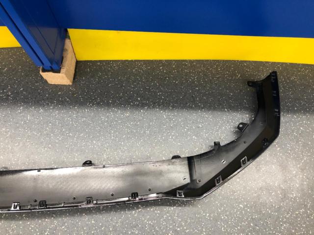 Toyota genuine
AXAP64/60 series
RAV4
GR
SPORT
Genuine front lip spoiler