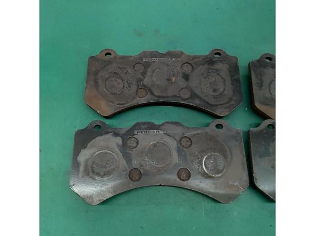 FERODO
RACING brake pads
Front