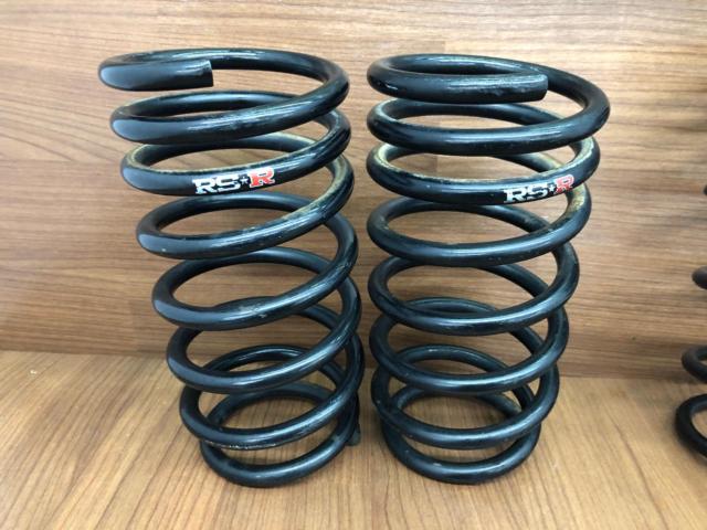 RS-R
Down suspension