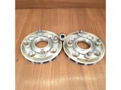 kics
Wide tread spacer