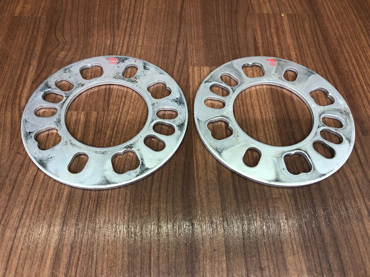 KICS
4mm wheel spacer