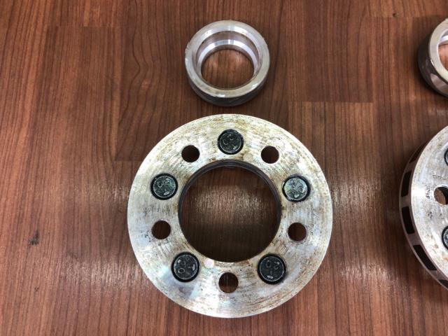 KICS
Wide tread spacer