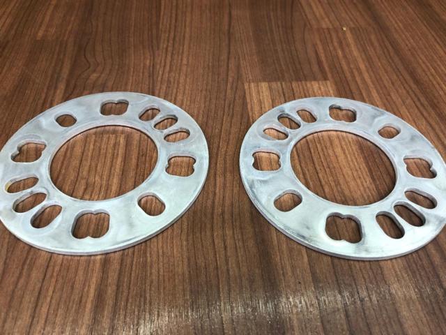 KICS
4mm wheel spacer