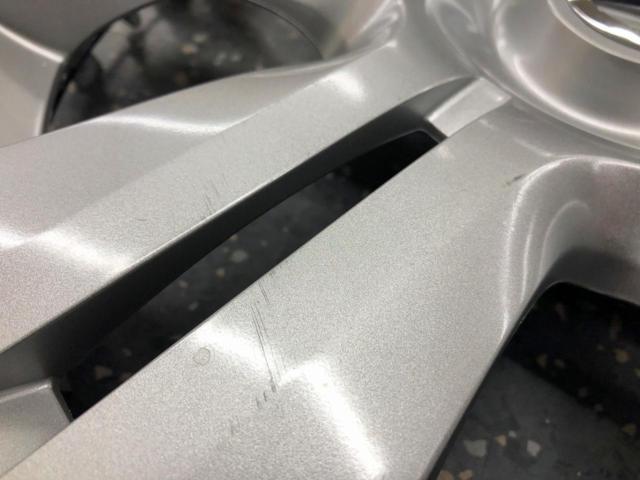 日産純正 NV350キャラバン純正15インチホイールキャップ