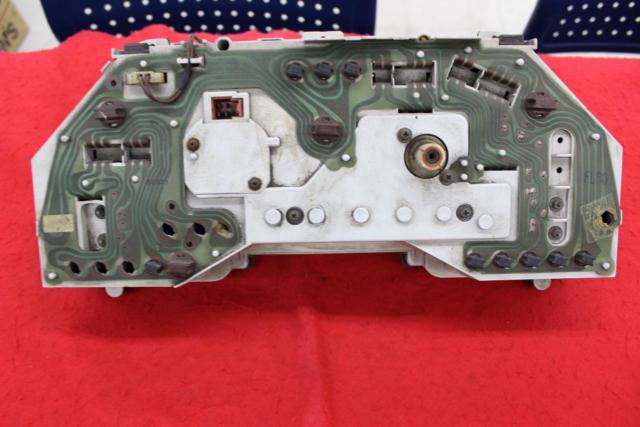 A Nissan Fairlady Z with a minor issue.
Z31
Late genuine meter