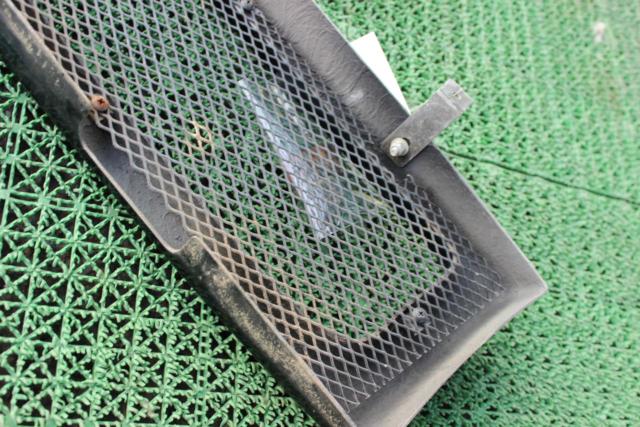 【JB23/ジムニー】メーカー不明 FRP製フロントグリル