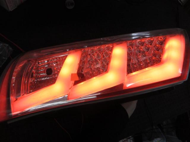 ※現状販売 TYC ファイバーLEDテールレンズ
