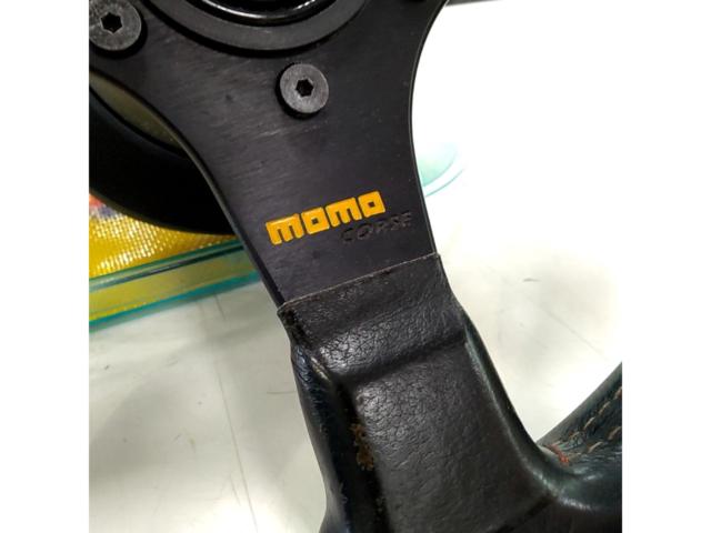 MOMO
CORSE