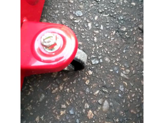 BAL
3 tons hydraulic floor jack