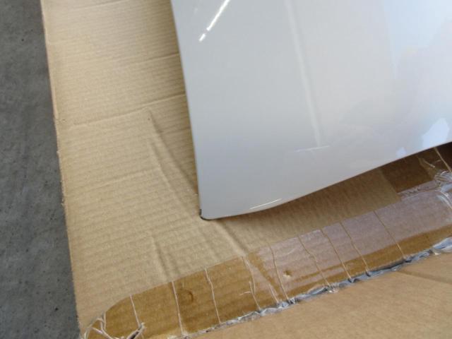 Toyota genuine Hiace
200 series
wide
8 type
Genuine bonnet