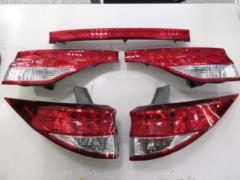 Toyota genuine Estima
50 system
Medium-term genuine tail lens