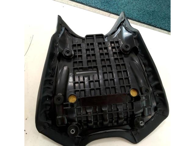 ホンダ CBR250RR純正シート