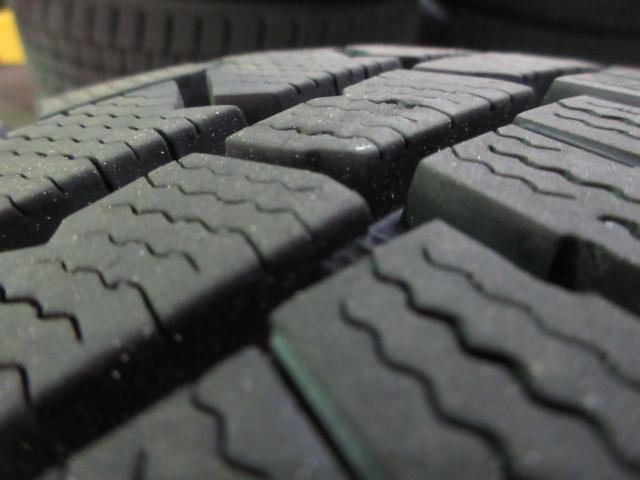 YOKOHAMA+DUNLOP WINTERMAXX WM02