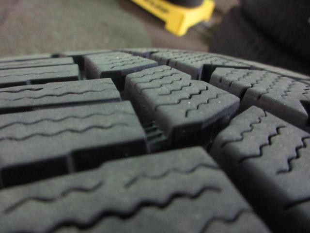 YOKOHAMA+DUNLOP WINTERMAXX WM02