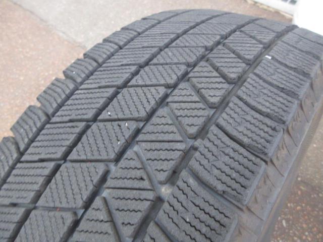 VW ゴルフ7純正ホイール  + BRIDGESTONE BLIZZAK VRX3