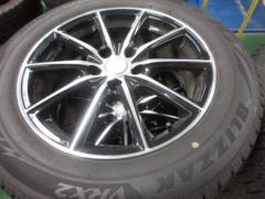 BRIDGESTONE ECO FORME+BRIDGESTONE BLIZZAK VRX2