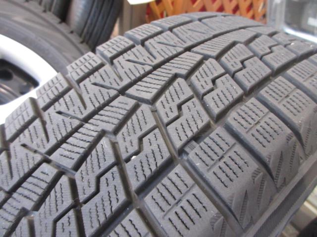 ホンダ GRフィット純正スチールホイール + YOKOHAMA iceGUARD iG70