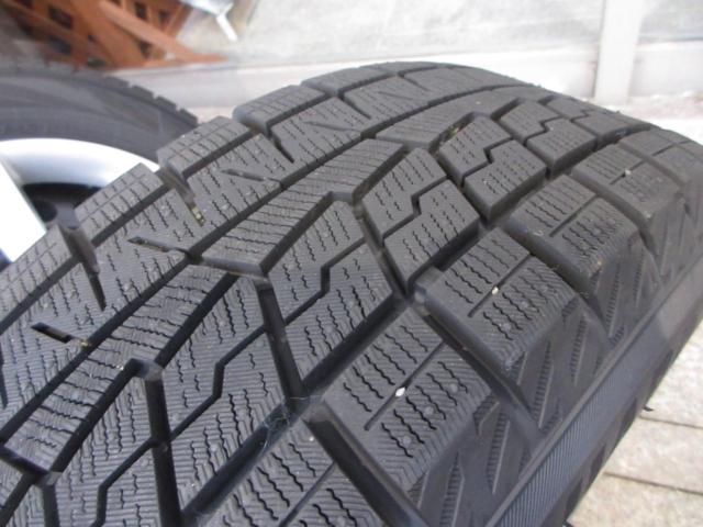 ホンダ GRフィット純正スチールホイール + YOKOHAMA iceGUARD iG70
