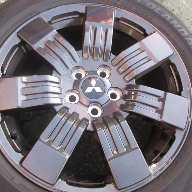Mitsubishi
Delica D5
G grade genuine wheel + YOKOHAMA
GEORANDER
G055