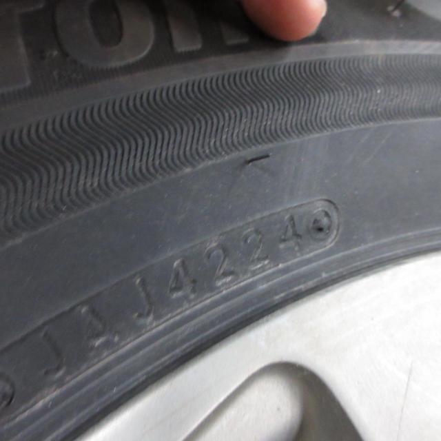 BRIDGESTONE
BALMINUM + BRIDGESTONE
BLIZZAK
VRX3