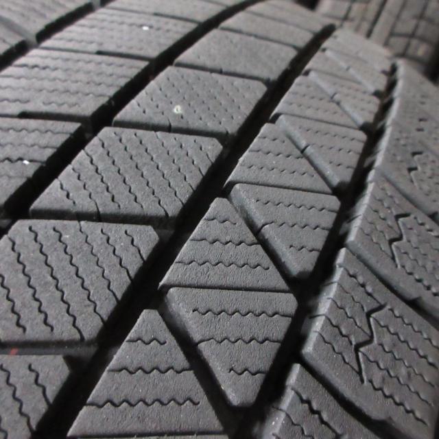 BRIDGESTONE
BALMINUM + BRIDGESTONE
BLIZZAK
VRX3