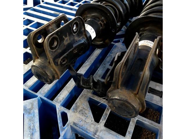 Toyota genuine parts
86 (ZN6)
Genuine suspension kit