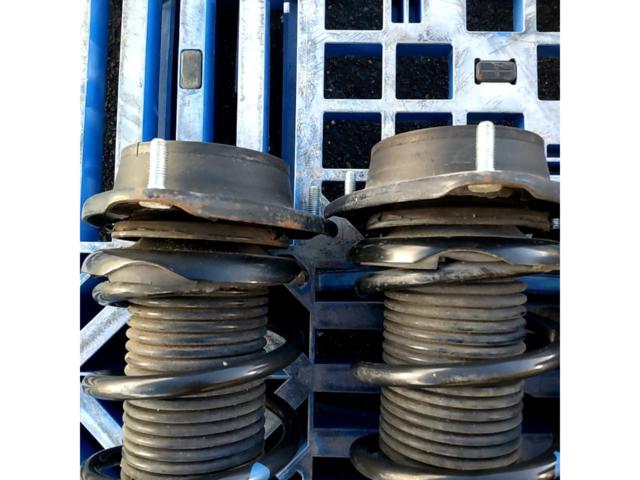 Toyota genuine parts
86 (ZN6)
Genuine suspension kit