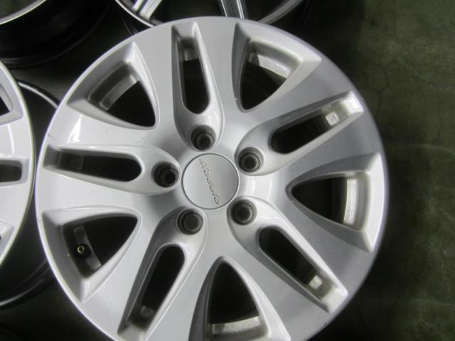 Honda genuine
Honda genuine