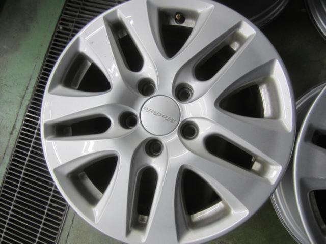 Honda genuine
Honda genuine