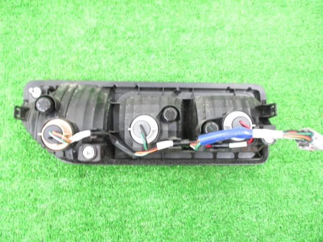 Suzuki genuine JB64
Only the right lens