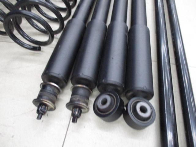 Suzuki Genuine JB64 Jimny
Genuine suspension kit