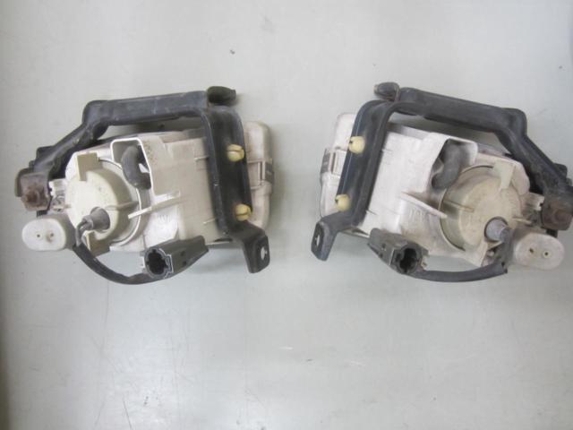 Nissan genuine HCR32
Fog lamp
