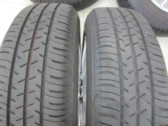 SEIBERLING
SL 101
+
BRIDGESTONE
TOPRUN
