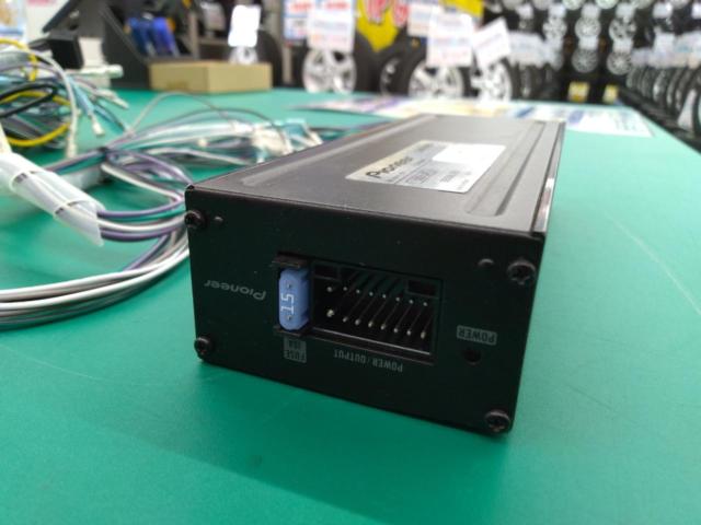 【PIONEER】carrozzeria GM-D1400-2 車載用超小型4chパワーアンプ