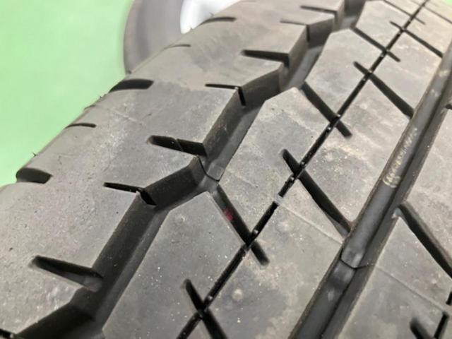 【トヨタ純正】 ハイエース純正スチール+【DUNLOP】DUNLOP SP175N LT 195/80R15