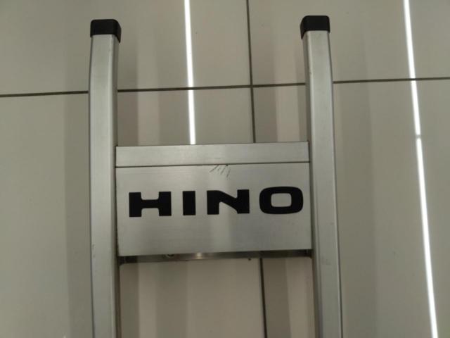 HINO ラダー