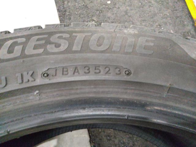 【BRIDGESTONE】BLIZZAK VRX3 245/45R18