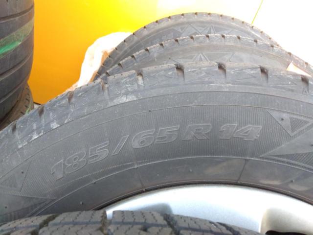 【ホンダ純正】 モビリオ純正スチール+【TOYO】OBSERVE GIZ3 185/70R14 88Q