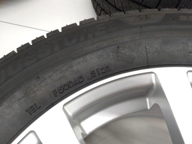 BIG WAY(ビッグウエイ)  T.R.G(トヨタ純正ナット専用)  + BRIDGESTONE(ブリヂストン) BLIZZAK VRX3