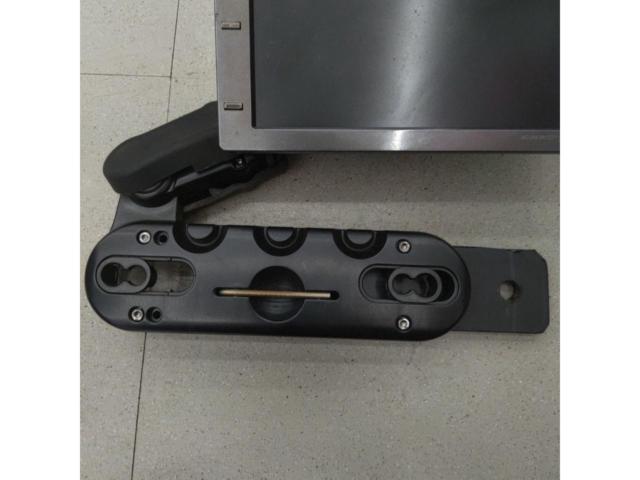 【SANYO】ヘッドレストモニター CAV-RD80 2008年製造